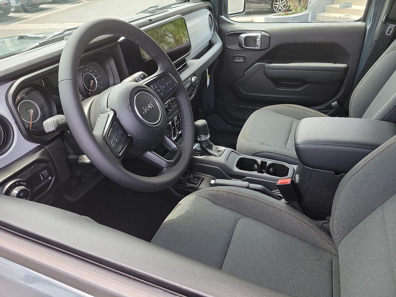 Thumbnail image of 2025 Jeep Gladiator at Wetzel Chevrolet