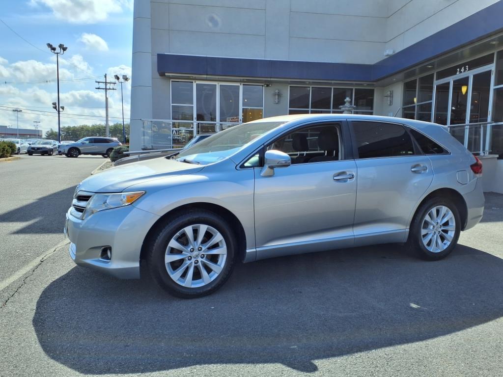 Thumbnail image of 2015 Toyota Venza at Springfield Acura