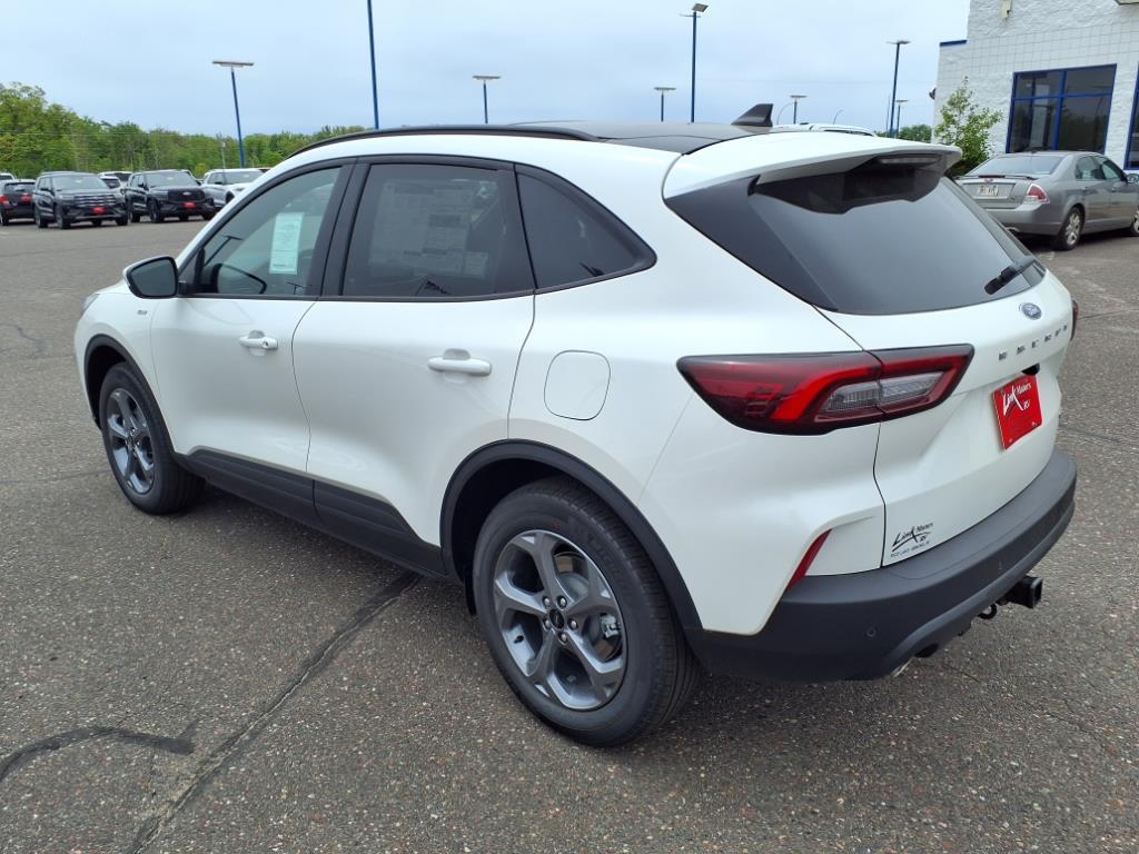 Thumbnail image of 2025 Ford Escape Hybrid at Link Ford Of Rice Lake