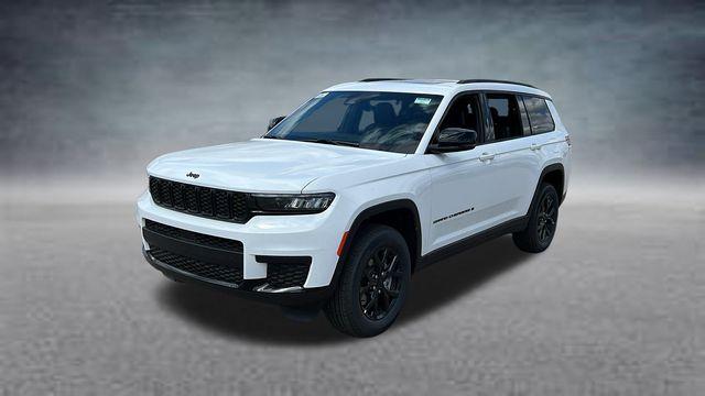 Thumbnail image of 2025 Jeep Grand Cherokee L at Jim Riehl's Friendly Chrysler Dodge Jeep Ram of Lapeer