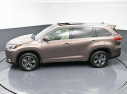 Thumbnail image of 2018 Toyota Highlander at CarVision Mitsubishi - USED