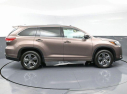 Thumbnail image of 2018 Toyota Highlander at CarVision Mitsubishi - USED