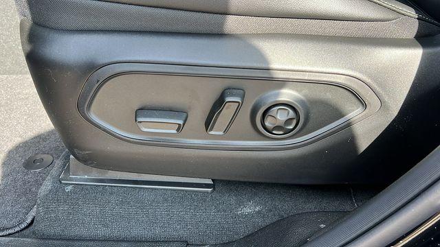 Thumbnail image of 2025 Jeep Grand Cherokee at Jim Riehl's Friendly Chrysler Dodge Jeep Ram of Lapeer