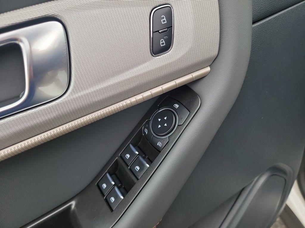 Thumbnail image of 2025 Ford Explorer at Jim Riehl's Friendly Ford of Charlevoix