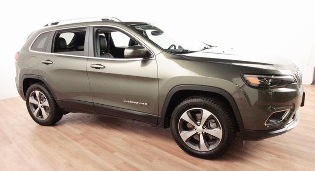 Thumbnail image of 2019 Jeep Cherokee at BORTON VOLVO