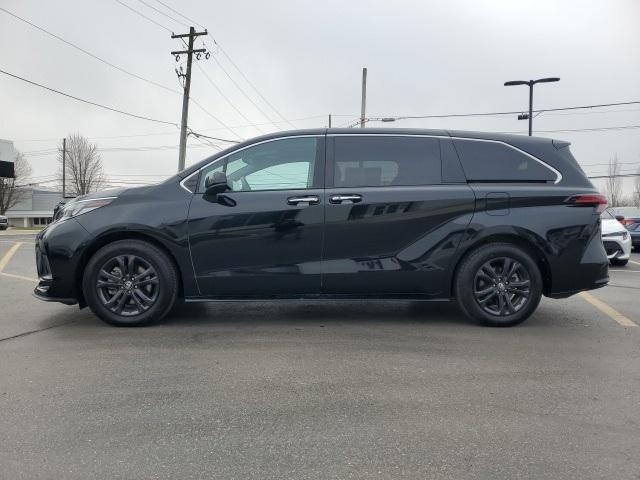 Thumbnail image of 2024 Toyota Sienna at Fox Automotive Group Inc. Toyota Volkswagen