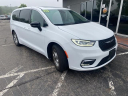 Thumbnail image of 2024 Chrysler Pacifica at LaFontaine Chrysler Dodge Jeep Ram of Fenton