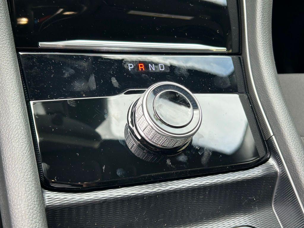 Thumbnail image of 2024 Jeep Grand Cherokee L at Kendall Dodge Chrysler Jeep Ram