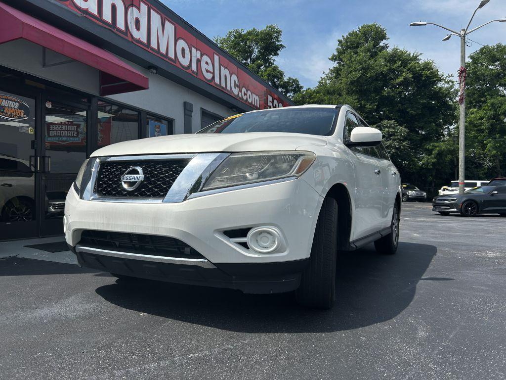 Thumbnail image of 2013 Nissan Pathfinder at AUTOS AND MORE INC