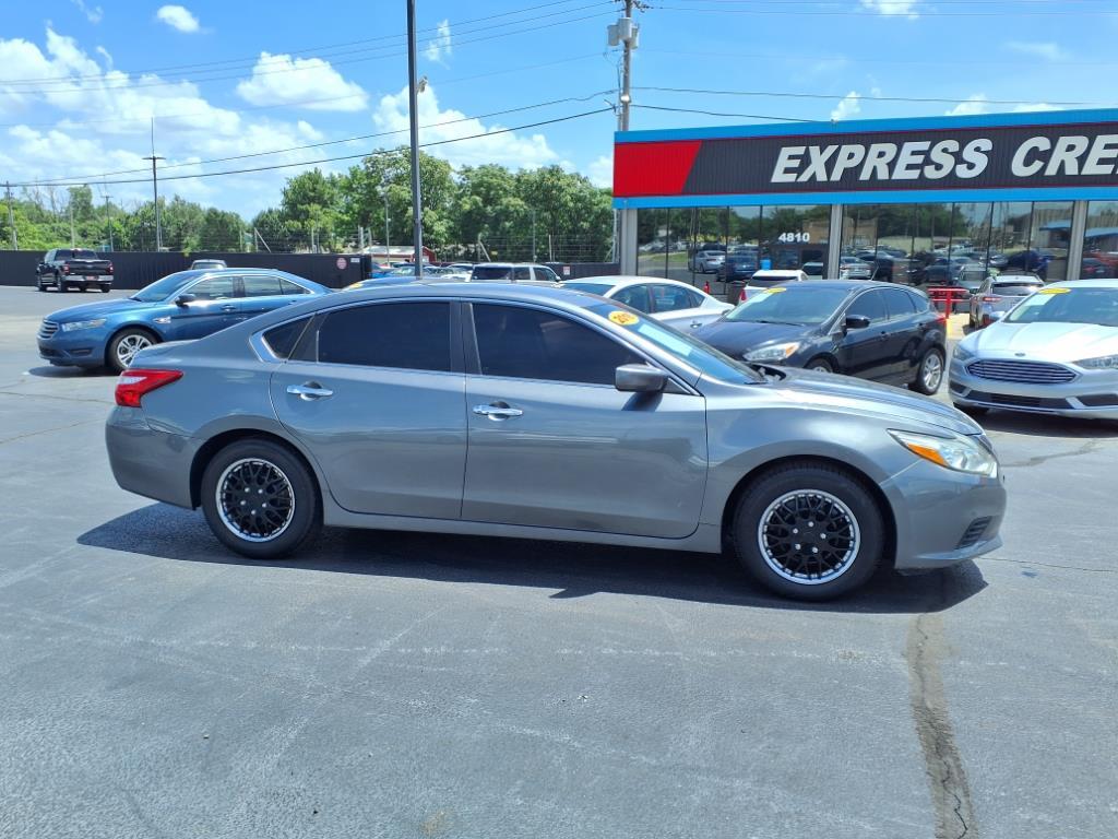 Thumbnail image of 2016 Nissan Altima at Express Credit Auto - North Okc