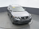 Thumbnail image of 2019 Nissan Pathfinder at Commonwealth Chevrolet Inc.