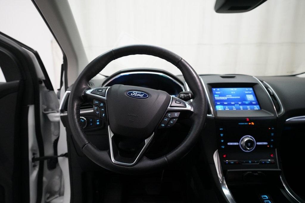 Thumbnail image of 2020 Ford Edge at Fox Subaru Macomb