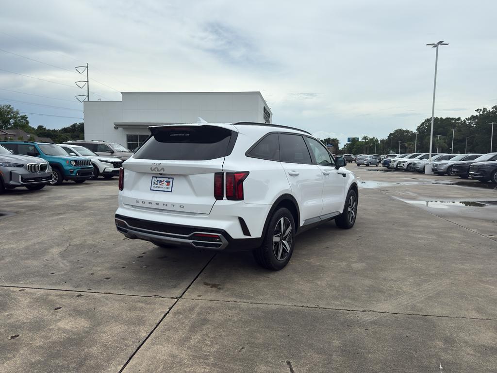 Thumbnail image of 2022 Kia Sorento at Courtesy Lincoln on Ambassador