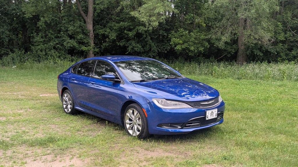 Thumbnail image of 2015 Chrysler 200 at JT MOTORS LLC DBA AUTO KING