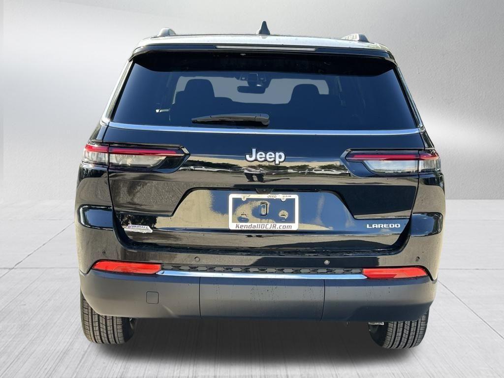 Thumbnail image of 2025 Jeep Grand Cherokee L at Kendall Dodge Chrysler Jeep Ram