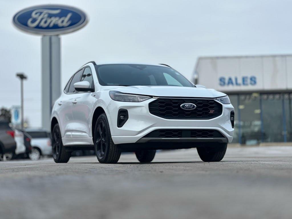 Thumbnail image of 2023 Ford Escape at Taylor Ford of Manteno