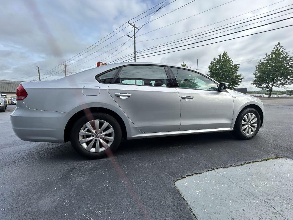 Thumbnail image of 2015 Volkswagen Passat at AUTOS AND MORE INC