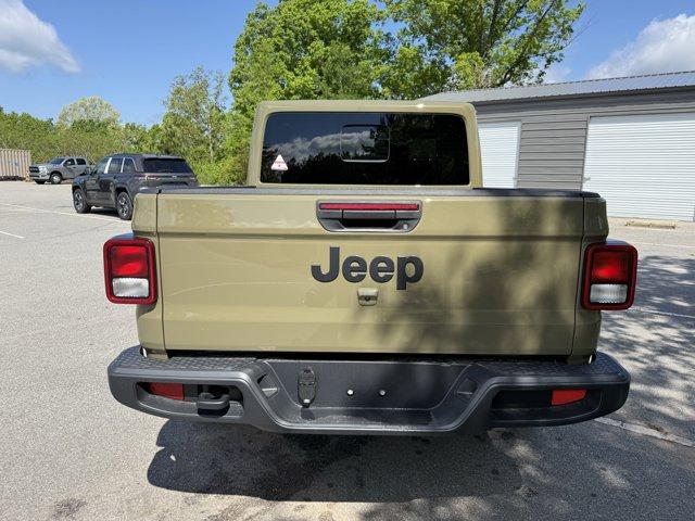 Thumbnail image of 2025 Jeep Gladiator at JT's Chrysler Jeep Dodge (new)