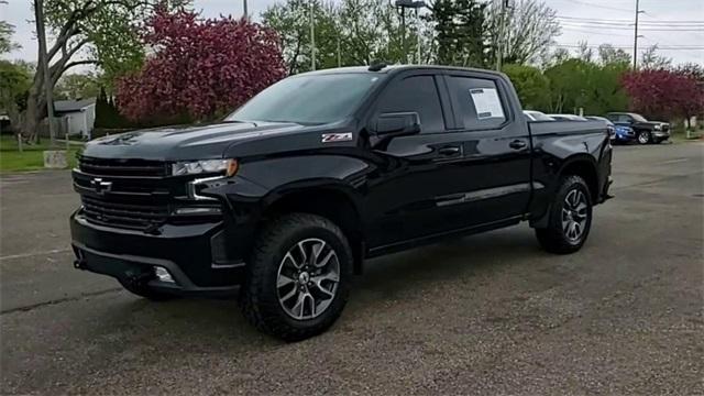 Thumbnail image of 2022 Chevrolet Silverado 1500 Limited at LaFontaine Buick GMC
