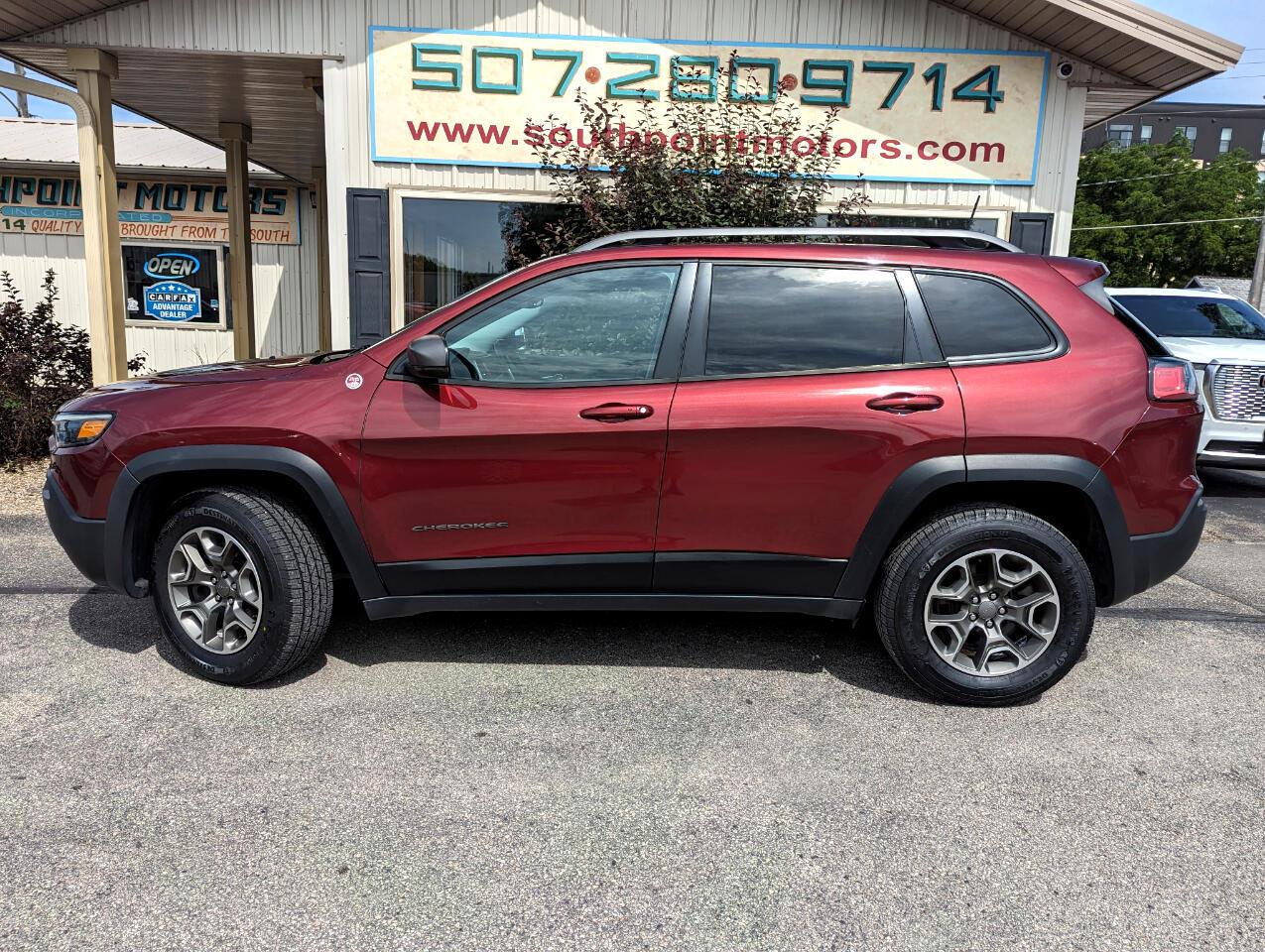 Thumbnail image of 2020 Jeep Cherokee at SouthPoint Motors