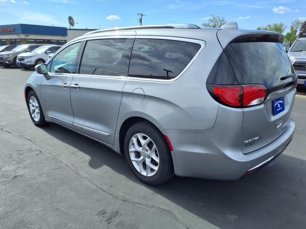 Thumbnail image of 2020 Chrysler Pacifica at Swant Graber Ford
