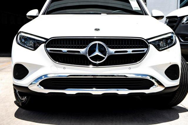 Thumbnail image of 2025 Mercedes-Benz GLC at MercedesBenzOfSanAntonioUSED of San Antonio, TX