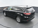 Thumbnail image of 2014 Toyota Highlander at Commonwealth Chevrolet Inc.