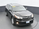 Thumbnail image of 2014 Toyota Highlander at Commonwealth Chevrolet Inc.