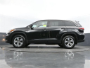 Thumbnail image of 2014 Toyota Highlander at Commonwealth Chevrolet Inc.