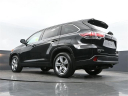 Thumbnail image of 2014 Toyota Highlander at Commonwealth Chevrolet Inc.