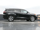 Thumbnail image of 2014 Toyota Highlander at Commonwealth Chevrolet Inc.