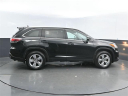 Thumbnail image of 2014 Toyota Highlander at Commonwealth Chevrolet Inc.