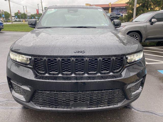 Thumbnail image of 2025 Jeep Grand Cherokee at Used FredBeansDodgeChryslerJeep