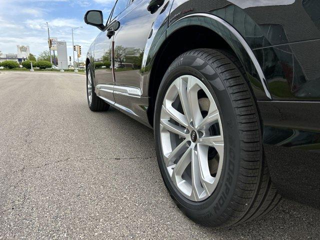 Thumbnail image of 2025 Audi Q7 at AudiHoffmanEstates-Used of Hoffman Estates, IL