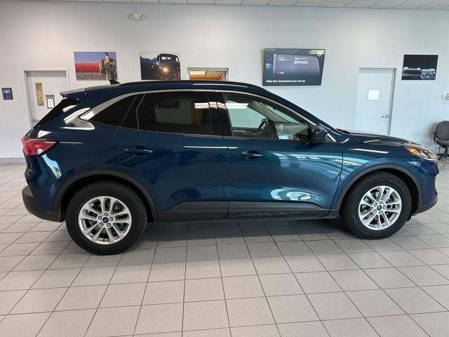 Thumbnail image of 2020 Ford Escape at Serpentini Chevrolet of Willoughby