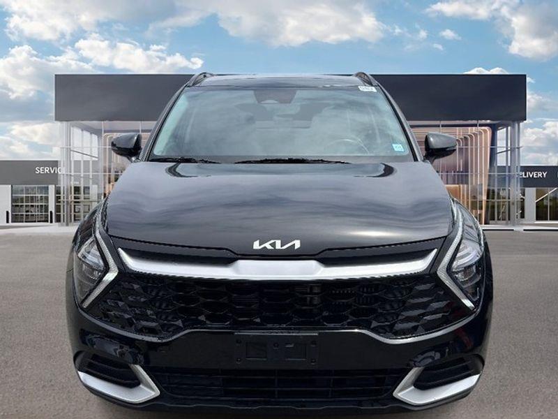 Thumbnail image of 2023 Kia Sportage Hybrid at Northstar Mitsubishi