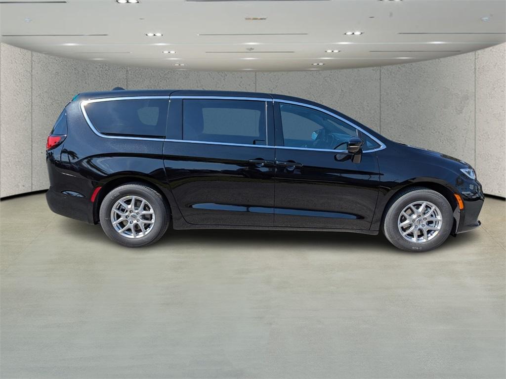 Thumbnail image of 2025 Chrysler Pacifica at Arrigo Chrysler Dodge Jeep Ram at Sawgrass