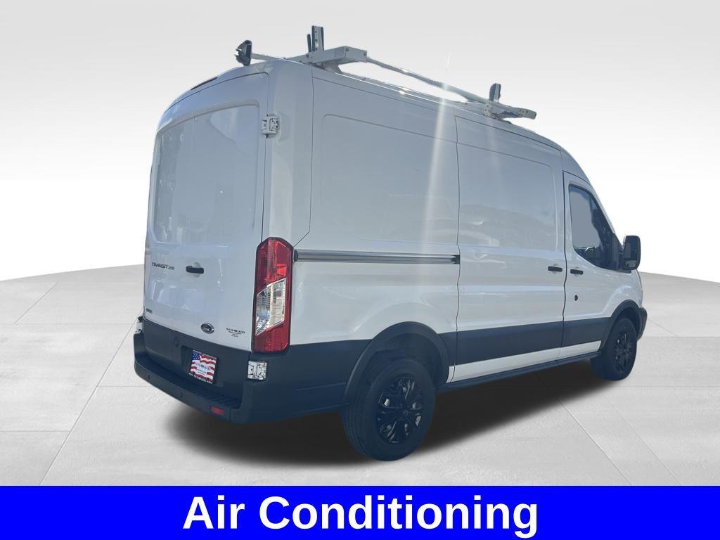 Thumbnail image of 2016 Ford Transit at Wayne Akers Ford