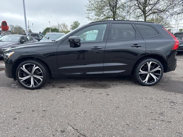 Thumbnail image of 2022 Volvo XC60 at LaFontaine Volvo Cars of Farmington Hills