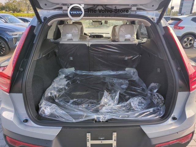 Thumbnail image of 2025 Volvo XC40 at TheVolvoStore of Winter Park, FL