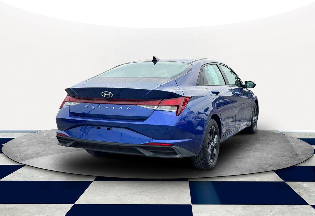 Thumbnail image of 2022 Hyundai ELANTRA at Advantage Hyundai Genesis of North Shore