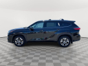 Thumbnail image of 2022 Toyota Highlander Hybrid at Empire Toyota of Huntington