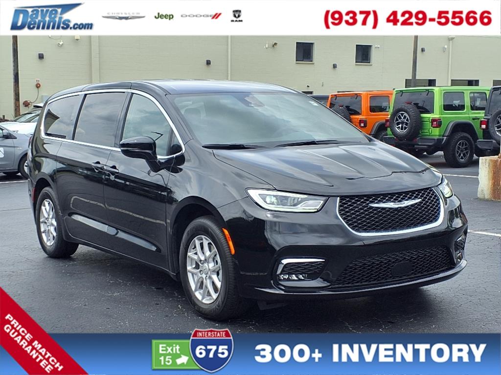 Thumbnail image of 2025 Chrysler Pacifica at Dave Dennis Chrysler Jeep Dodge Ram
