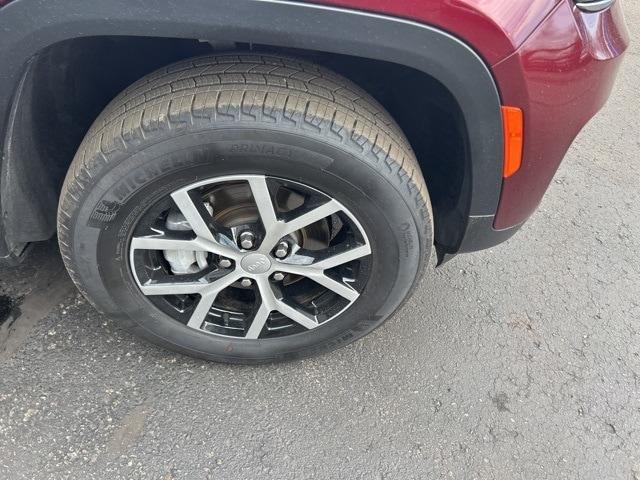 Thumbnail image of 2024 Jeep Grand Cherokee at Golling Chrysler Jeep Dodge Ram of Chelsea