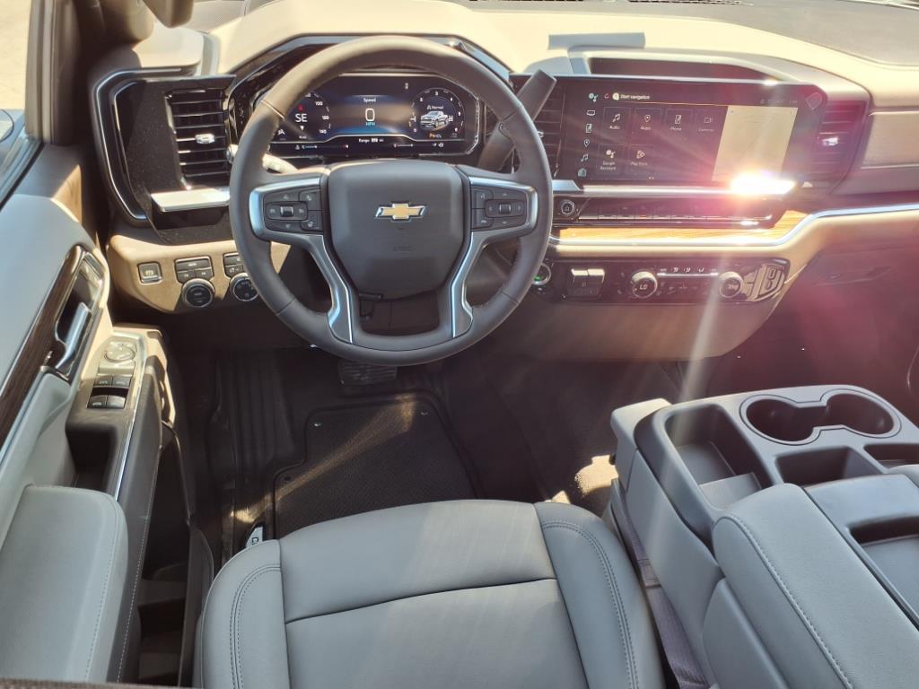 Thumbnail image of 2025 Chevrolet Silverado 1500 at Uvalde Chevrolet