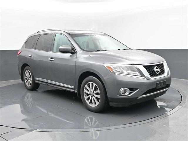 Thumbnail image of 2016 Nissan Pathfinder at Toothman Ford