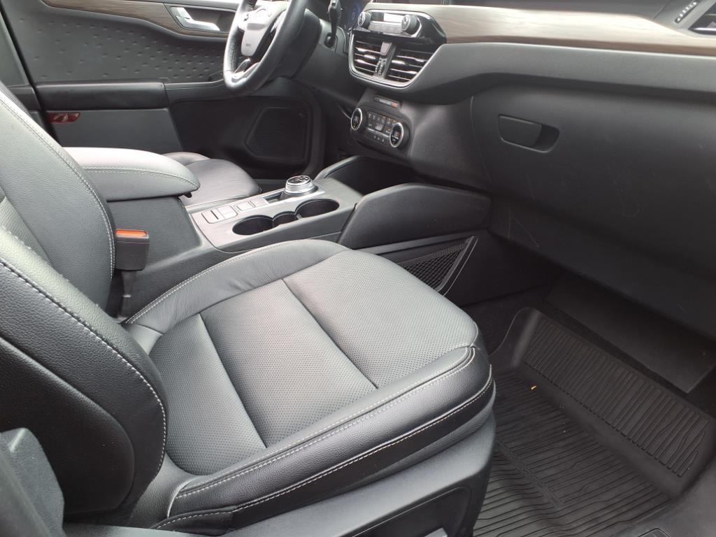 Thumbnail image of 2020 Ford Escape Hybrid at Liberty Kia