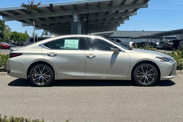 Thumbnail image of 2025 Lexus ES 300h at Freeman Lexus