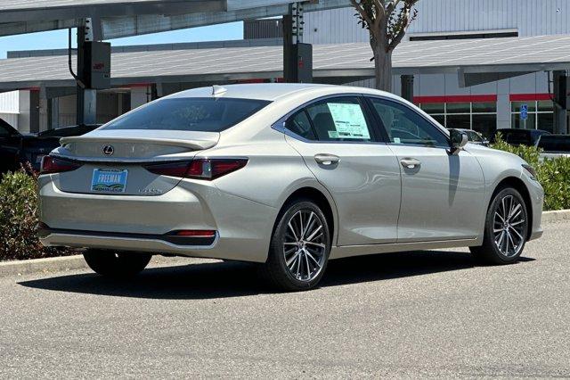 Thumbnail image of 2025 Lexus ES 300h at Freeman Lexus