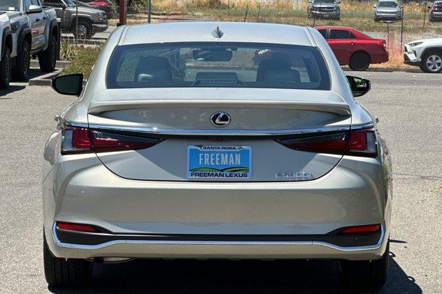 Thumbnail image of 2025 Lexus ES 300h at Freeman Lexus